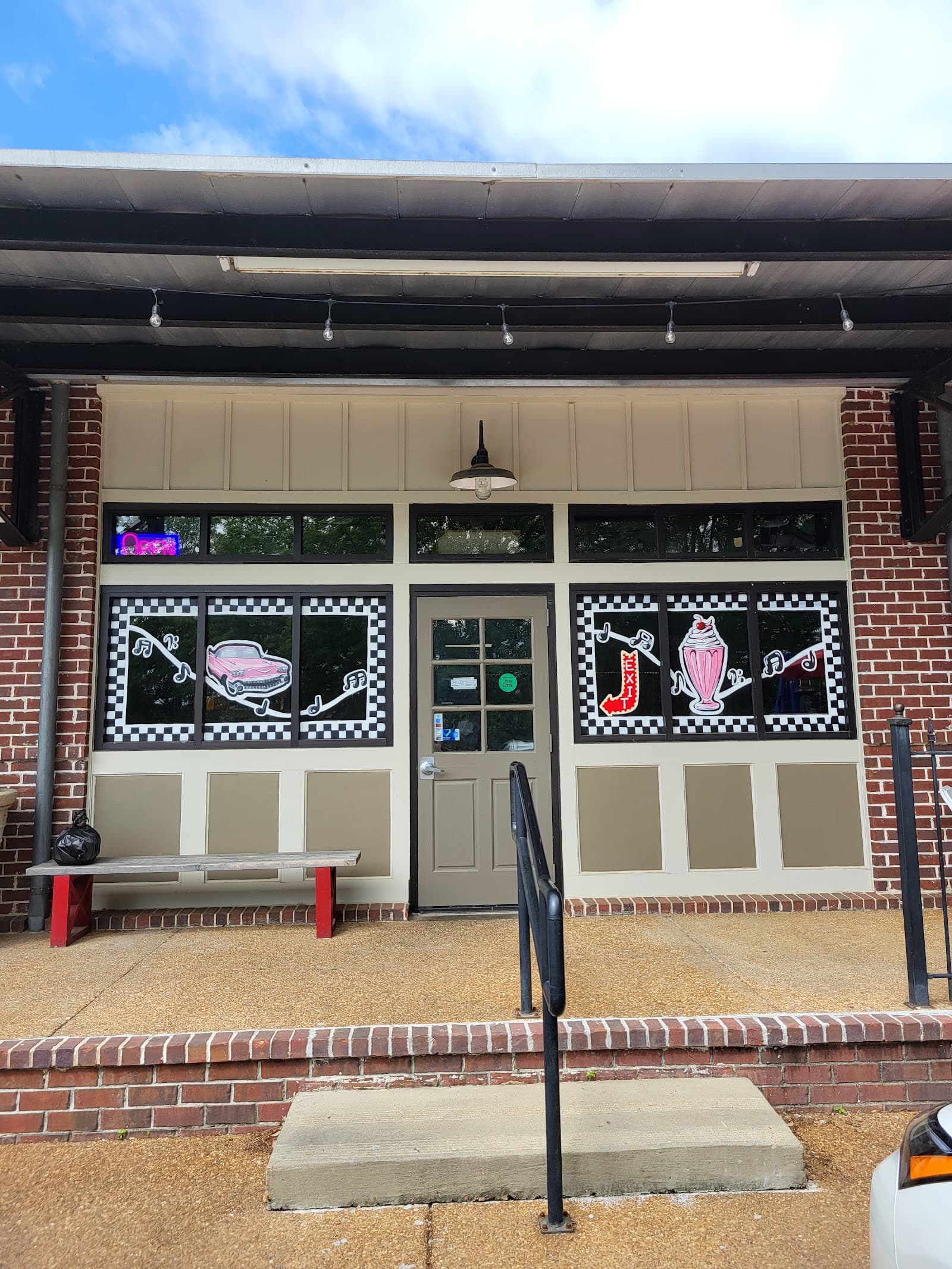 Bazar's Bakery & Breakfast in Hernando