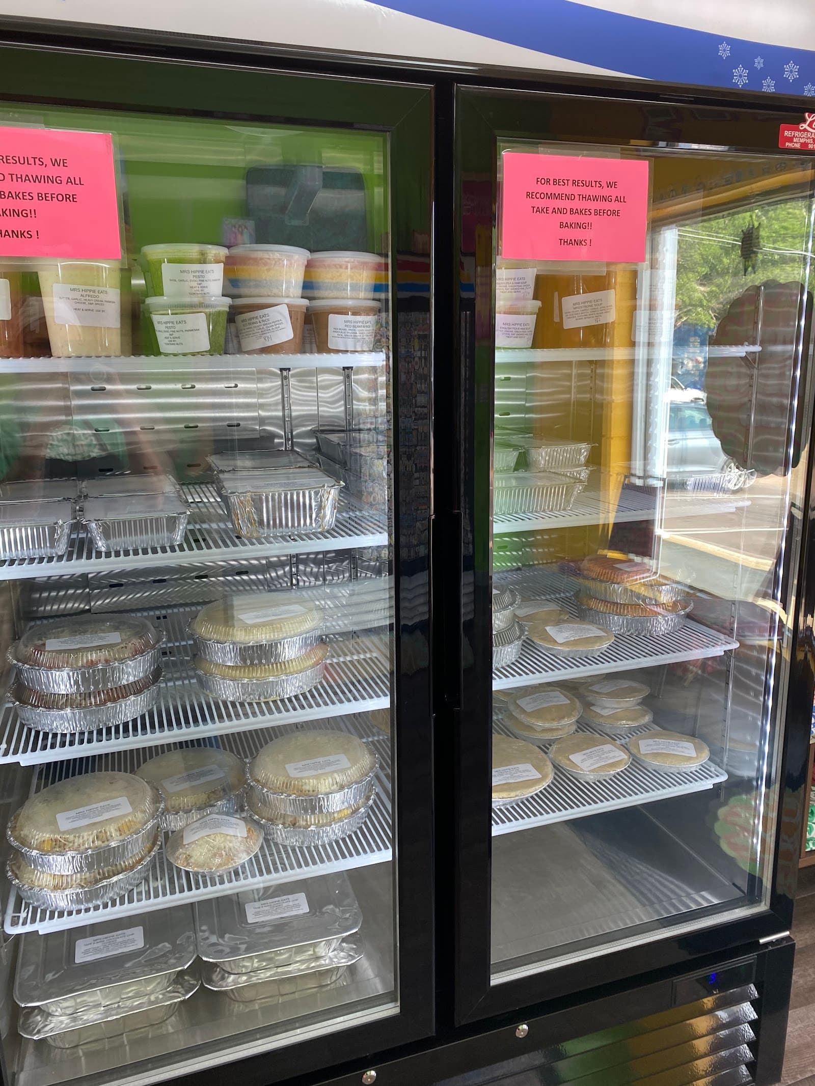 Mrs. Hippie Eats in Hernando
