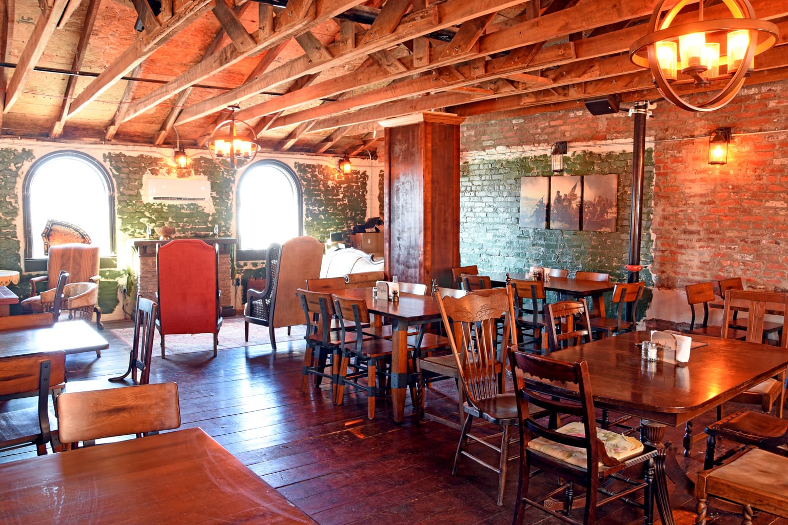 Ash's Irish Pub in Olive Branch