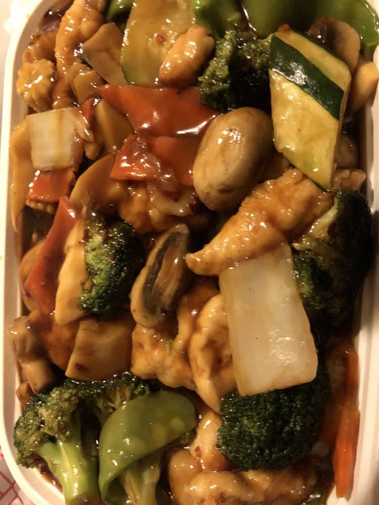 East Wind Chinese Food & Sushi in Olive Branch