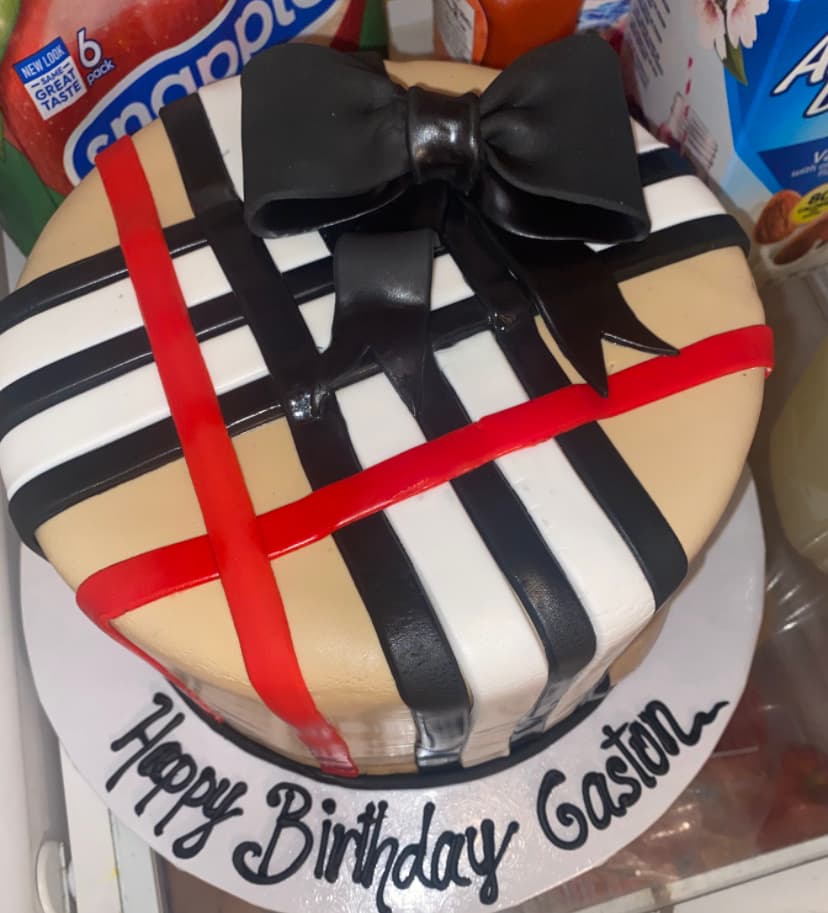 A&A Cake Factory in Southaven