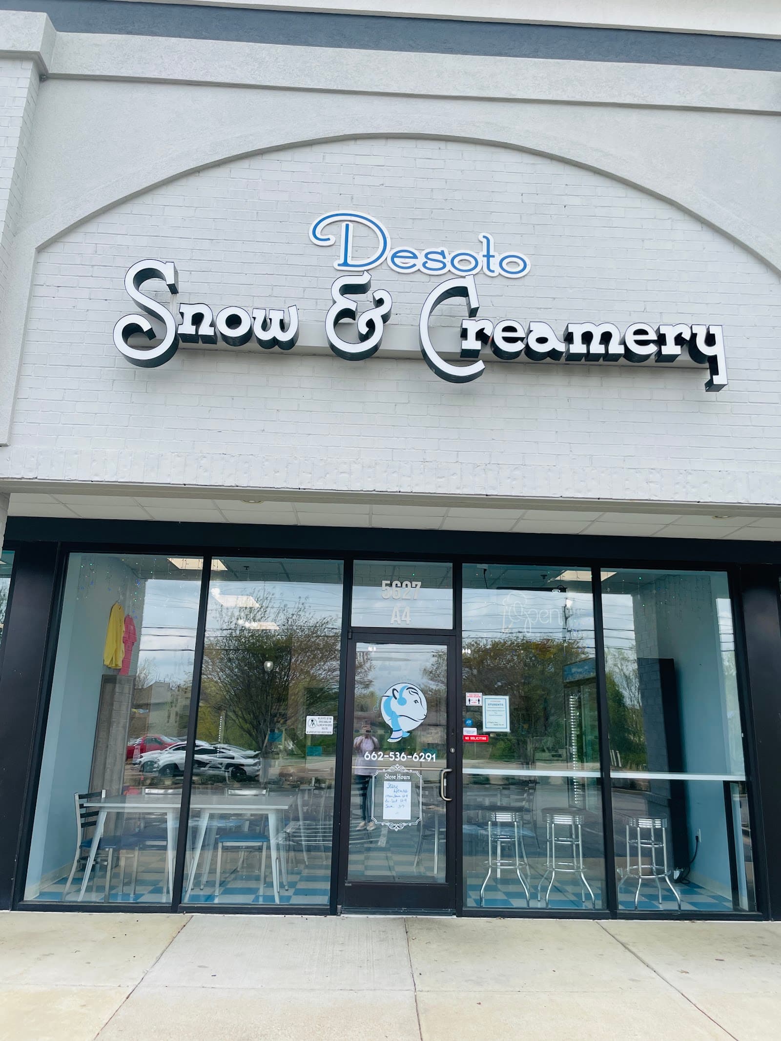 DeSoto Snow and Creamery in Southaven
