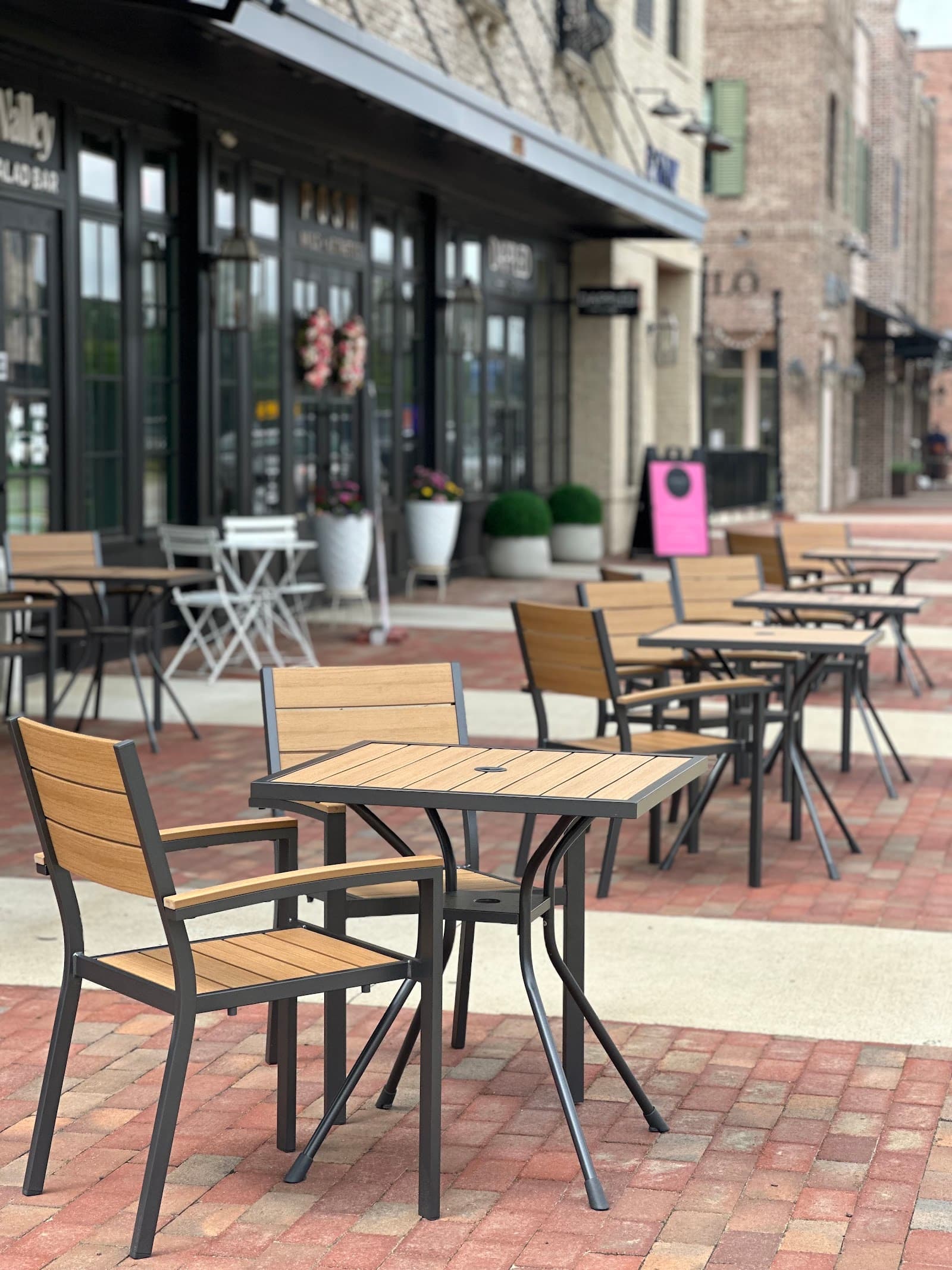 Fresh Valley Juice & Salad Bar in Southaven