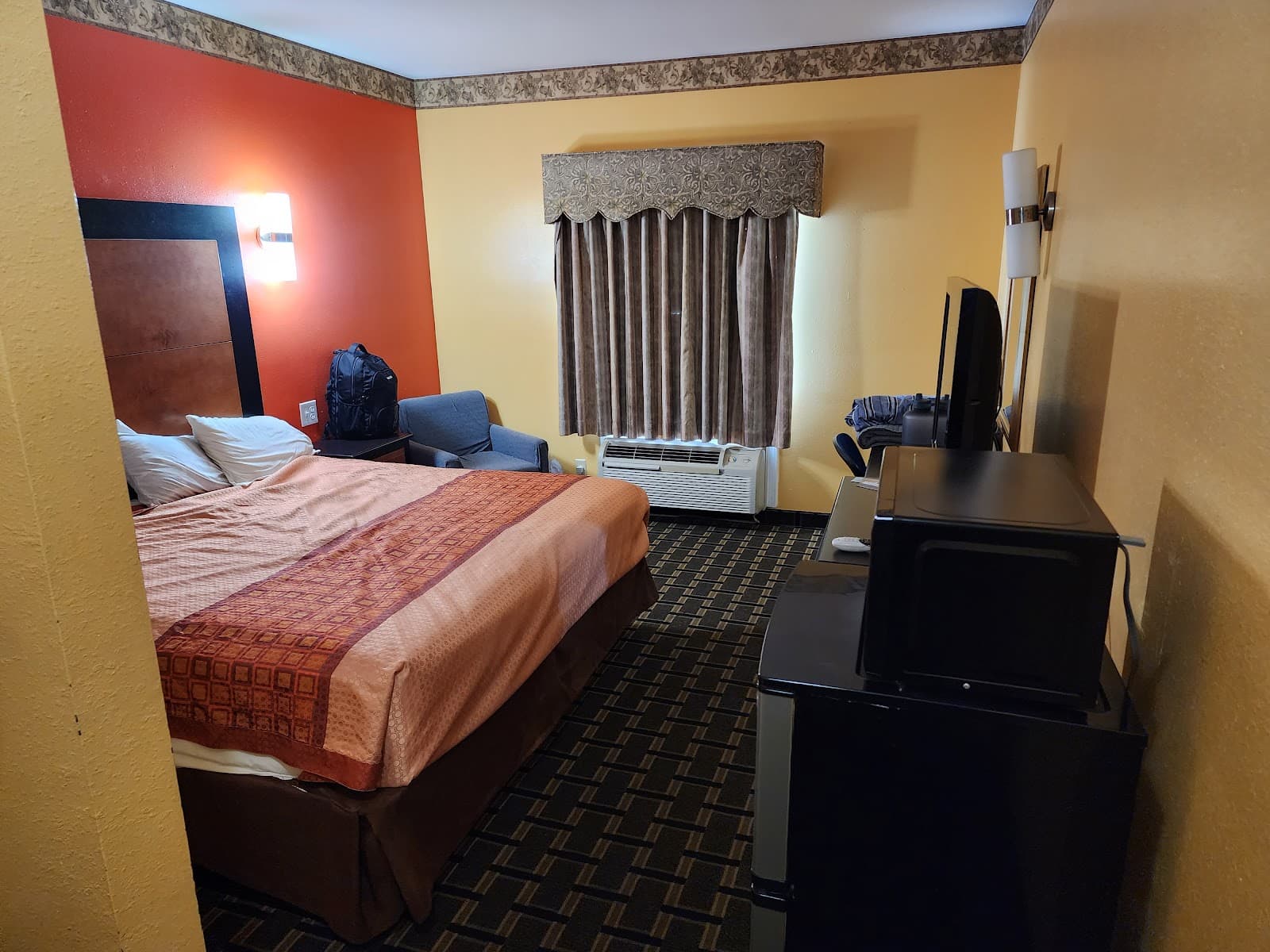 Magnolia Inn & Suites in Southaven