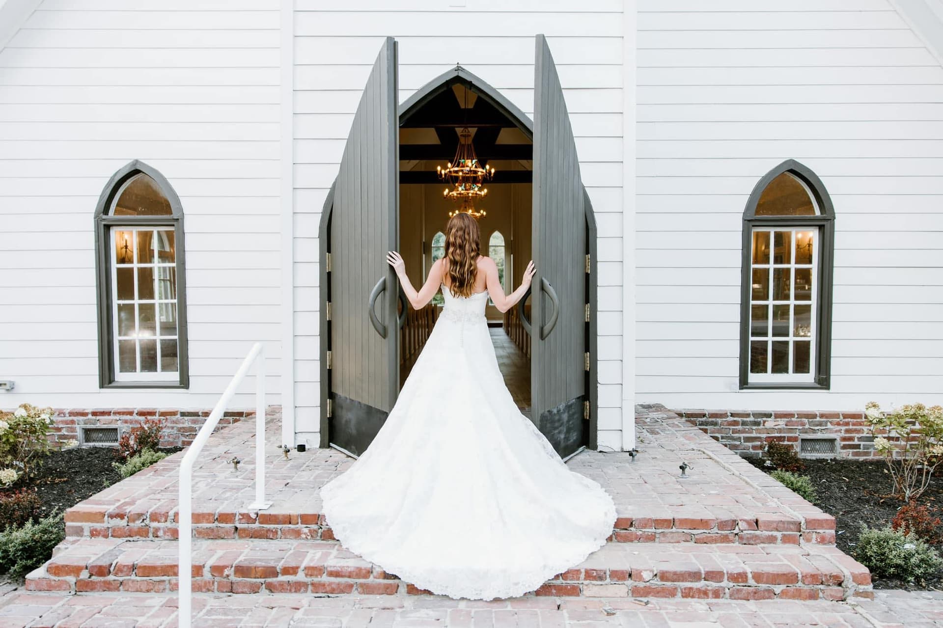 Wedding portrait at Bonne Terre in Nesbit