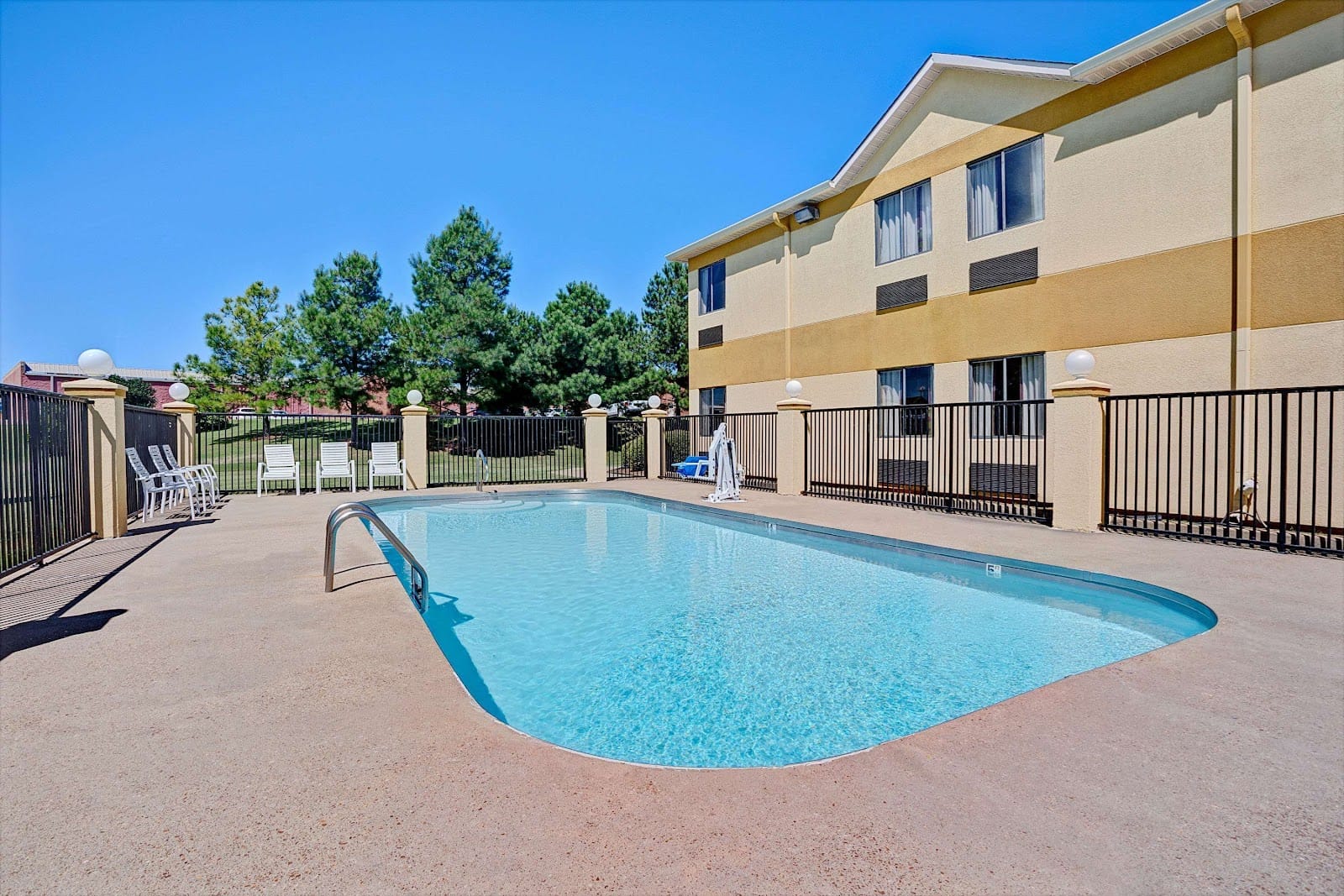 Super 8 by Wyndham Hernando in Hernando
